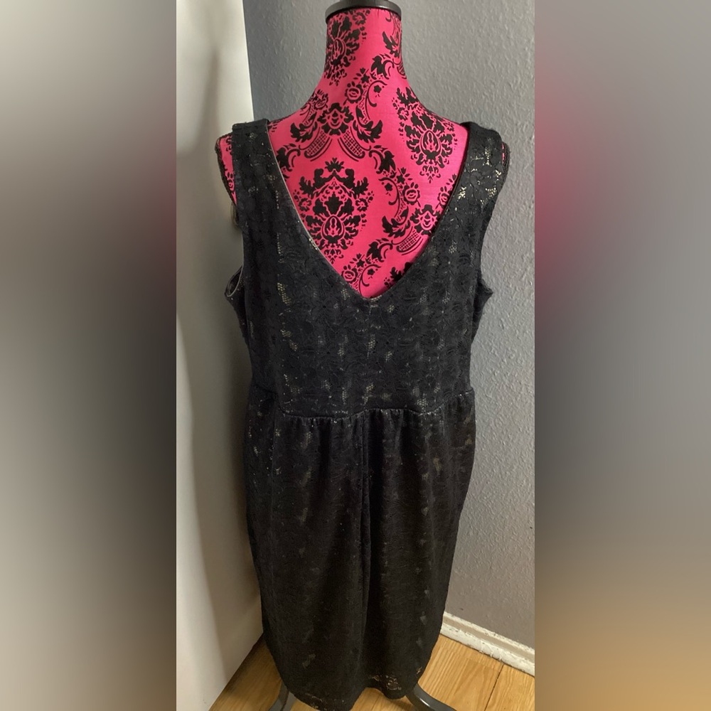 NWOT Torrid Black and Gold Lace Dress 16 - Picture 7 of 11